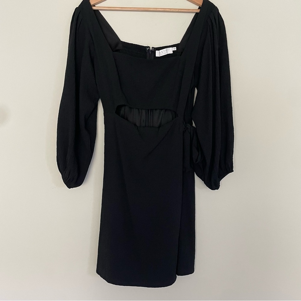 ASTR The Label Textured Long Puff Sleeve Center Cut Out Mini Dress Black Medium